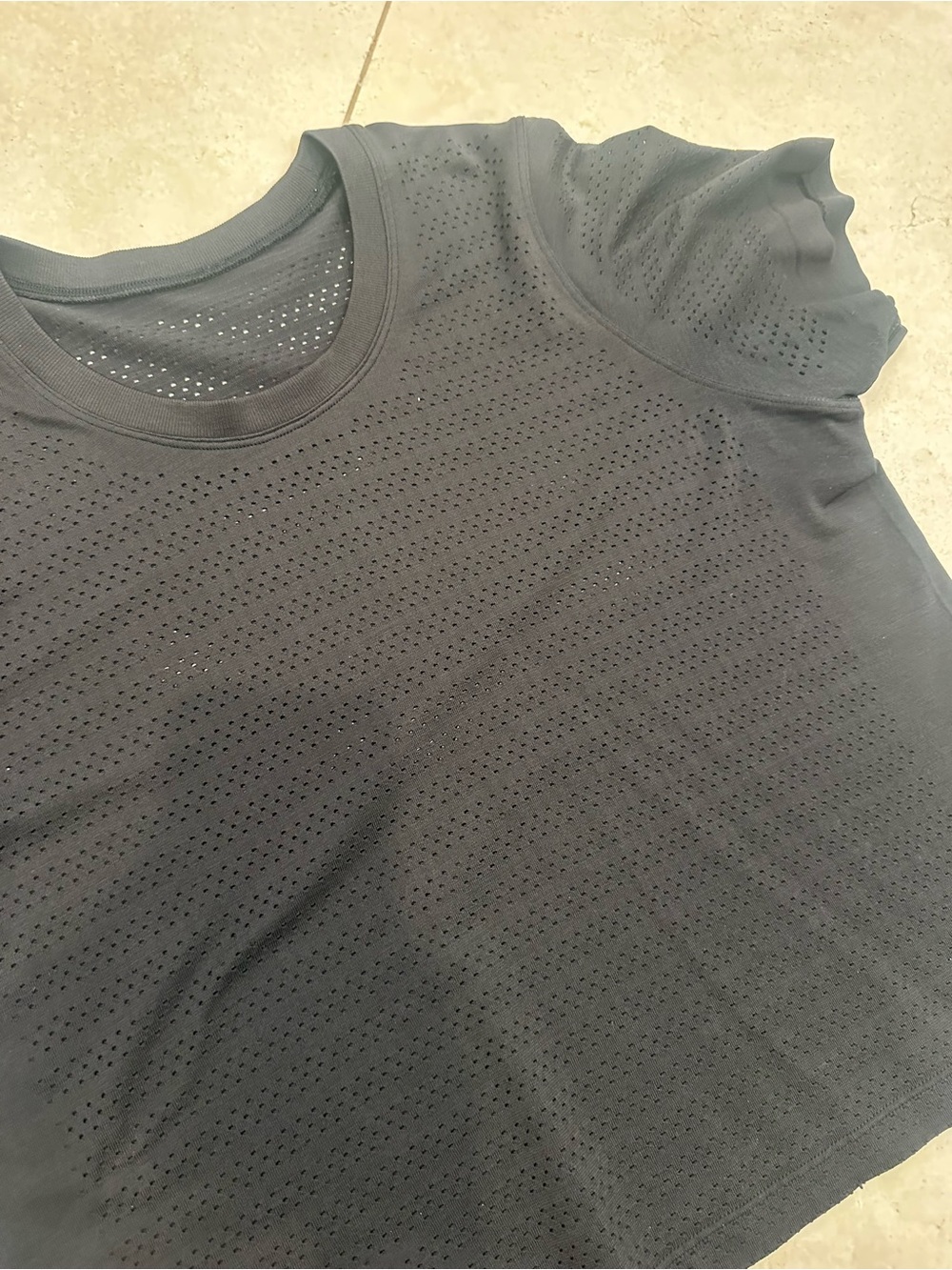 lululemon athletica black tee